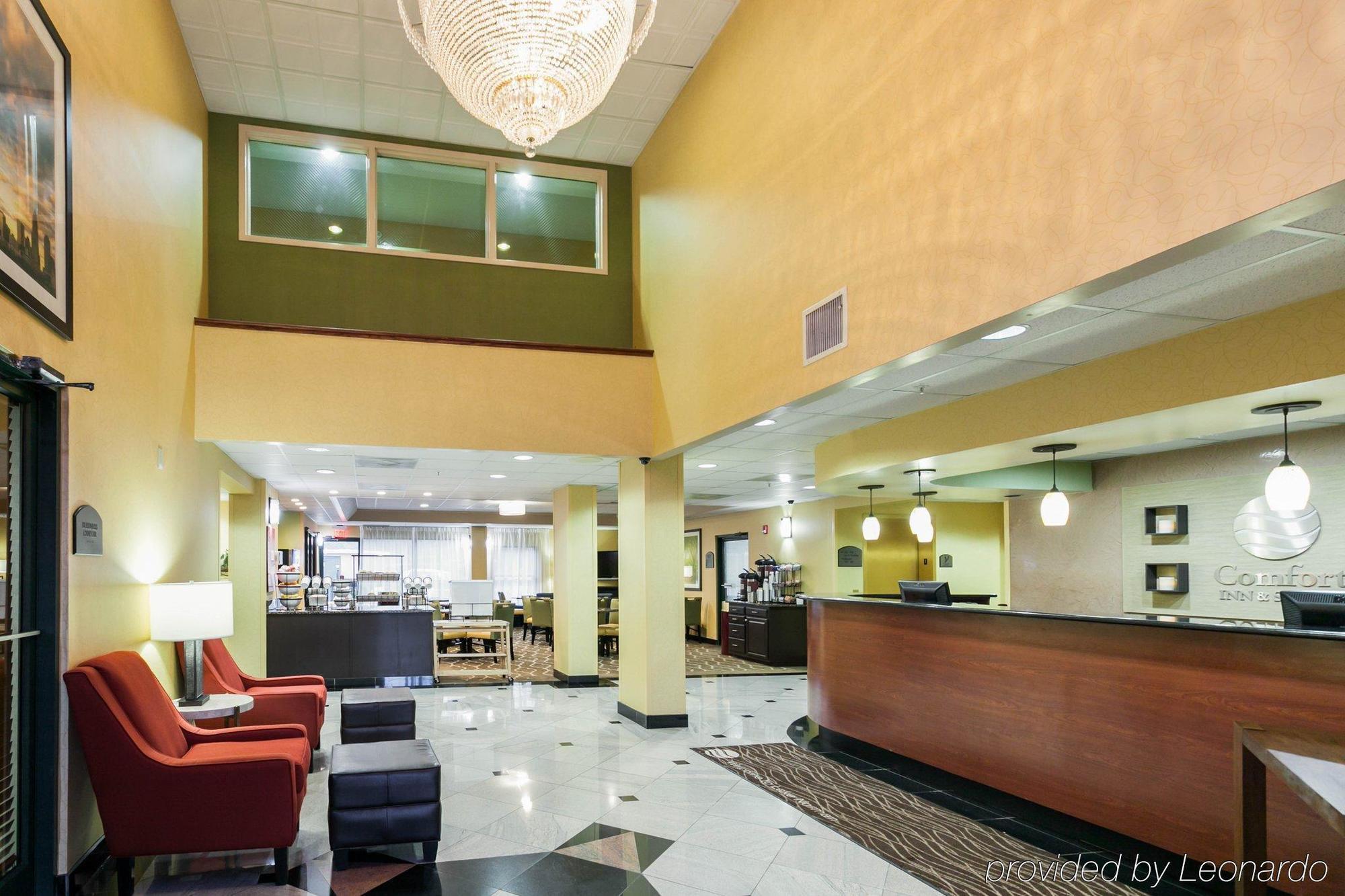 Comfort Inn & Suites Lake Norman Cornelius Exterior photo