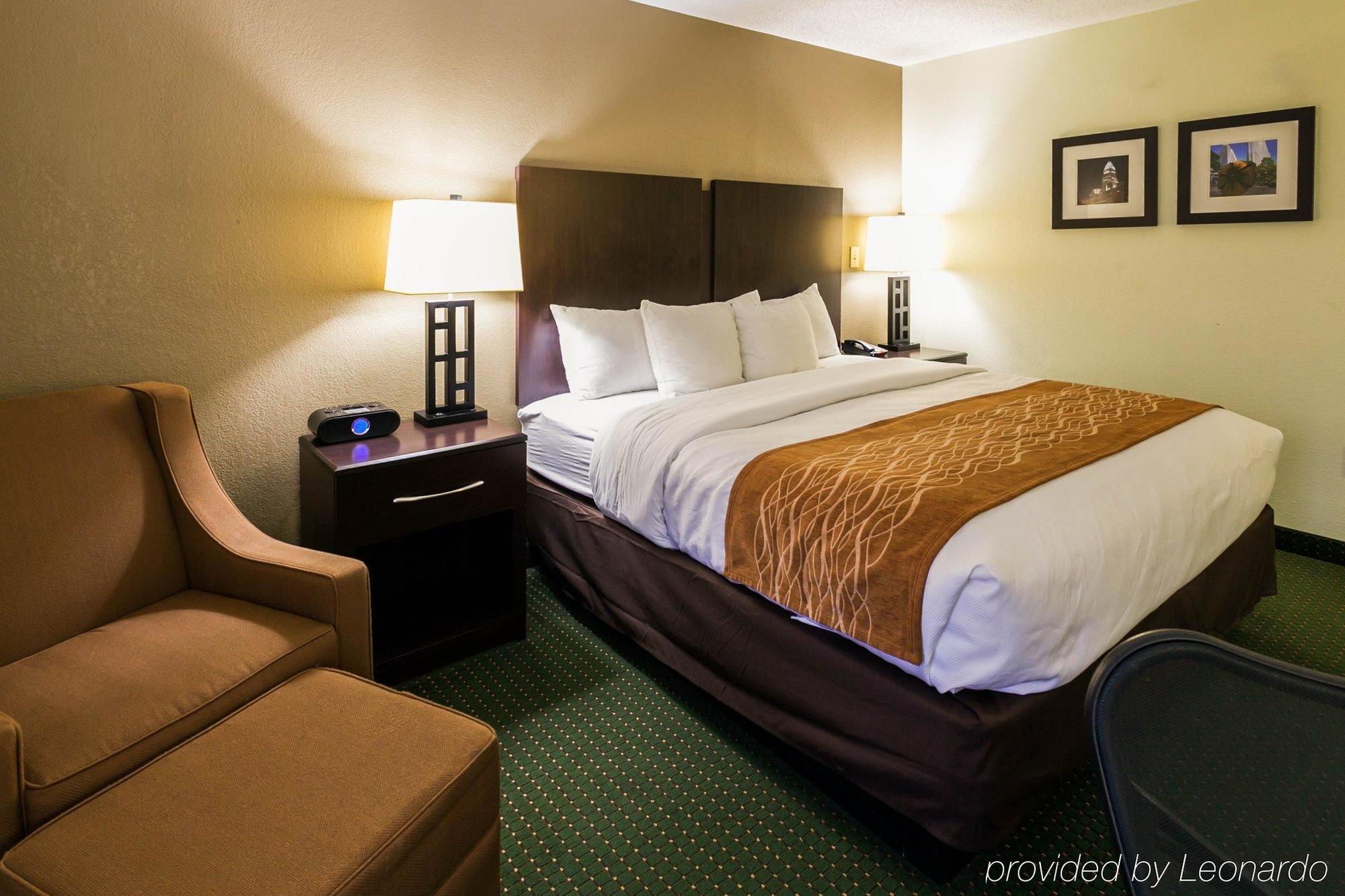 Comfort Inn & Suites Lake Norman Cornelius Exterior photo